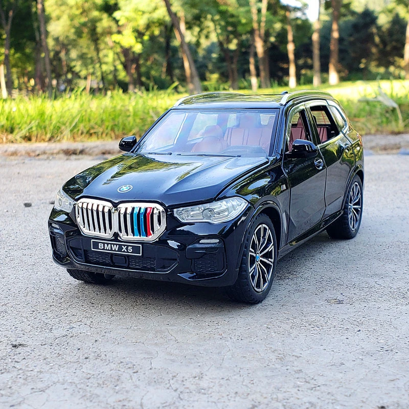 1:24 BMW X5 Alloy Model Car SUV Collectible Toy Car Miniature Alloy Diecast Scale car Model Sound & Light Toys For Kid Gift A490