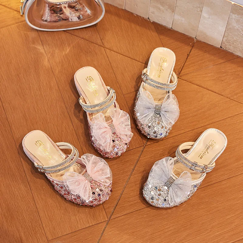 

Children Fashion Sandals for Girls 2026 Summer New Korean Style Soft Anti-slippery Versatile Chic Party Princess Dress Shoes