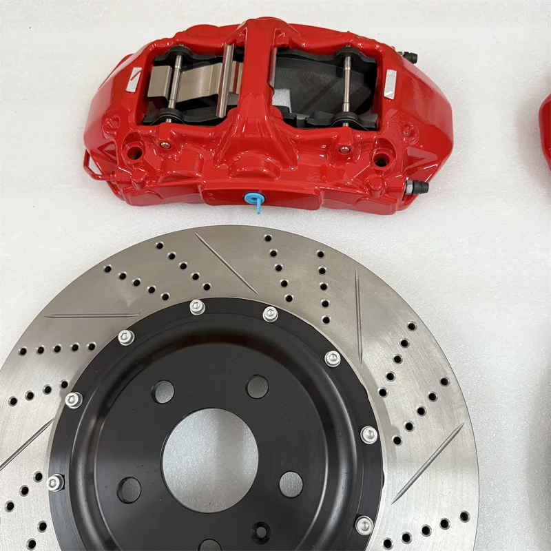 .. نظام أمامي مع جرس عائم على دوار الفرامل لـ LC200 2014 Year