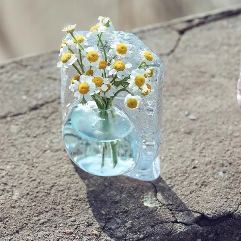 Handmade Crystal Glass Vase Heart Shape Mini Flower Holder Desktop Transparent Bud Vases For Home Office Decoration