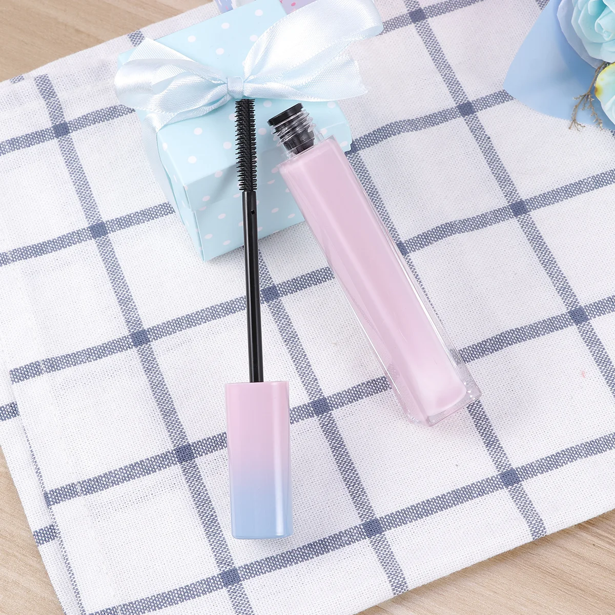 4Pcs Empty Mascara Tubes Lightweight Leakproof Mascara Container for Travel Eyelash Cream Bottle Cosmetics Makeup Storage Pink