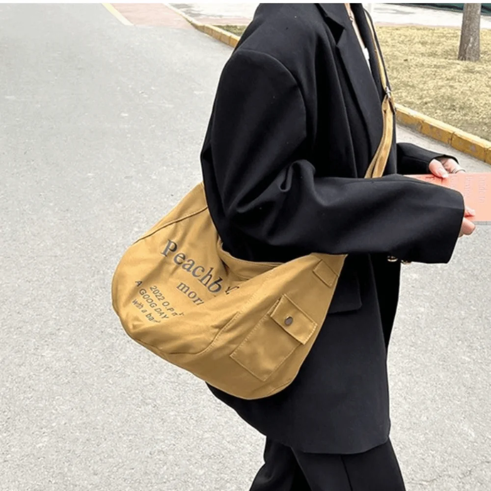 

Холщовая сумка большой емкости с буквами для подмышек, квадратная студенческая сумка через плечо в корейском стиле с принтом, универсальная простая сумка для девочек