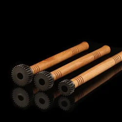 Outdoor EDC engrenagem Trench Stick Bone Bud Metal martelo simples auto-defesa arma brinquedo ferro ferramentas