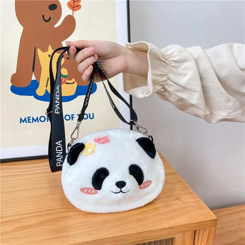 Urocza pluszowa torba Crossbody Panda plecaki na jedno ramię ukośny portfel zwierzęta zabawka portmonetka dla dzieci prezent urodzinowy