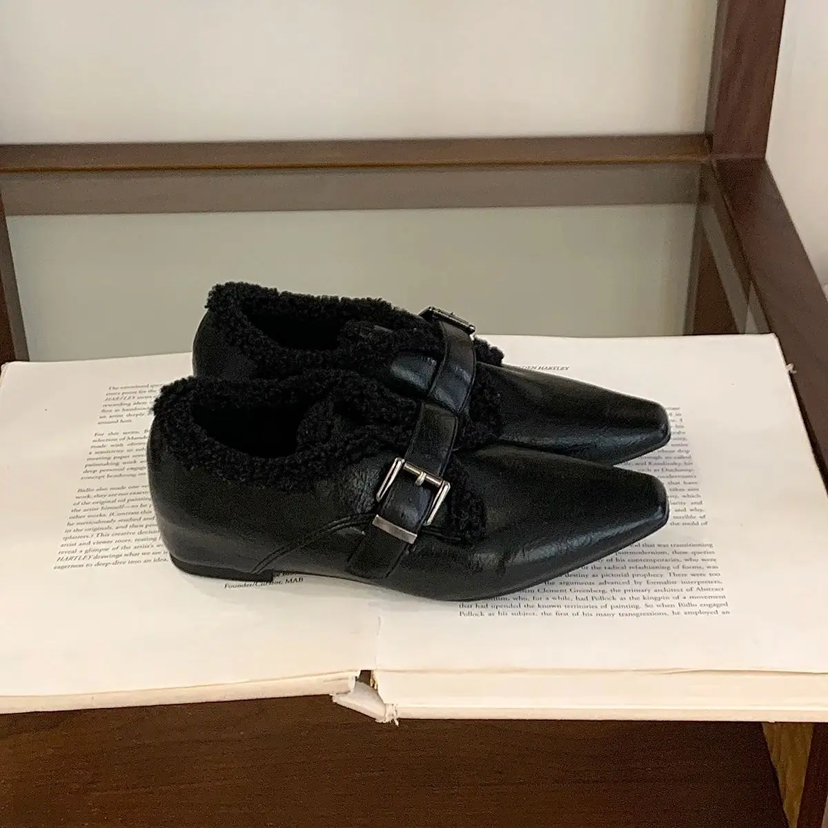 

Women's Soft Sole Pointy Toe Furry Mary Jane Shoes 2025 Autumn Winter French Warm and Trendy Office Ankle Boots Ladies Shoes