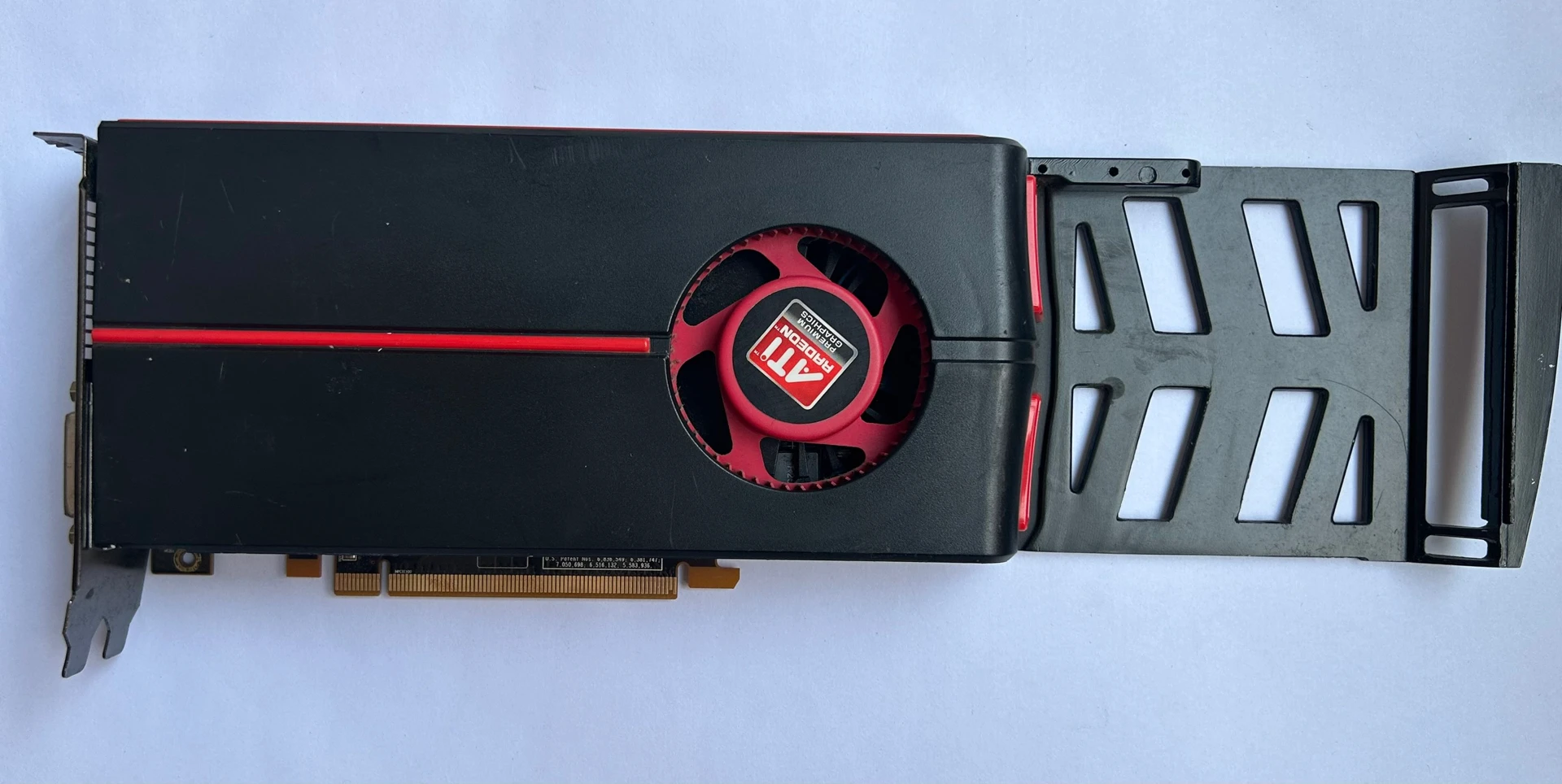 Famous Brand Radeon HD5700 Series graphics card