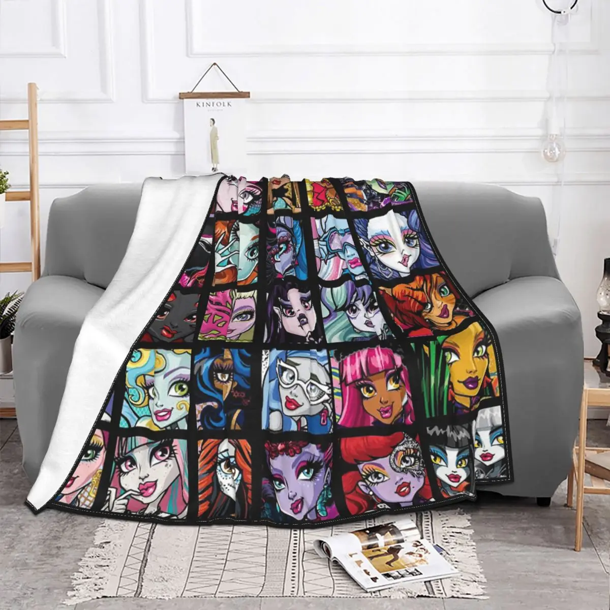 Monster High Collage Blankets Draculaura Flannel Throw Blanket Home Couch Printed Soft Warm Bedspreads