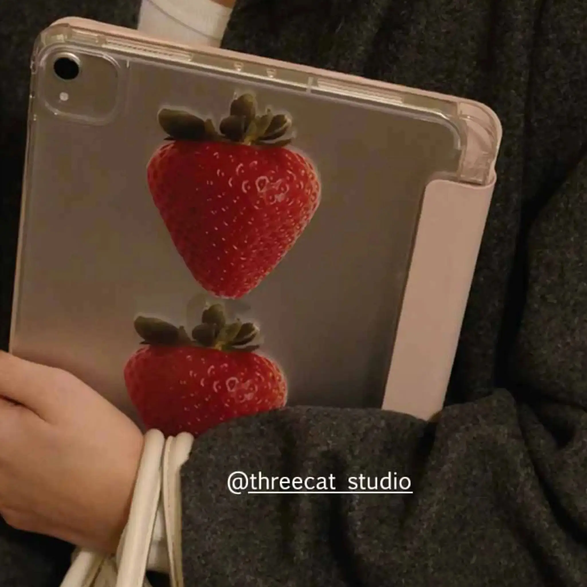 Korean Ins Red Strawberry Design Cute for Girl For iPad Case iPad 11 Air 7 6 5 4 10 Pro 2025 8 9 Y+3 Fold Cover with Pencil Slot