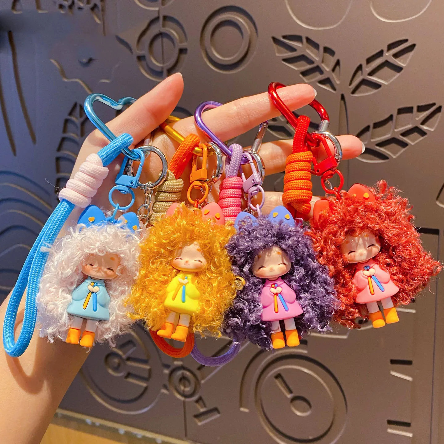 Sweet Multi-Style Girl With Frizzy Hair Doll Keychain Girl Comb Curly Hair Keyring Pendant Strap Lanyard Bag Keyfob Accessory