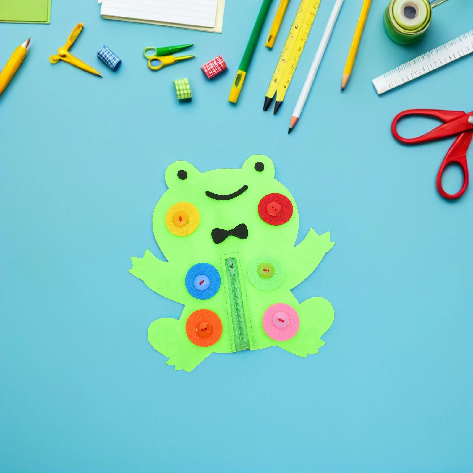 

4 Pcs to Weave Puzzle Button Toys Child Buttons Non-woven Sensory Thread Board for Kids