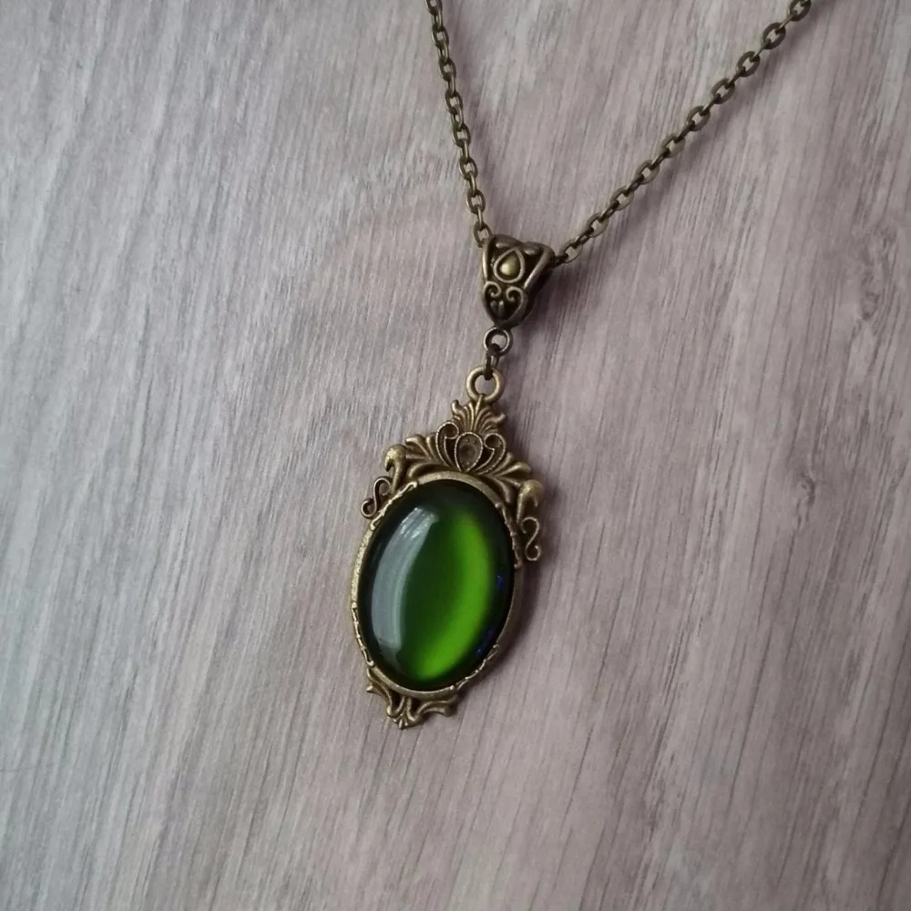 Victorian Gothic Stainless Steel Bronze Colour Oval-shaped Green Opal Pendant Necklace for Women Middle Ages Charm Jewelry Gifts