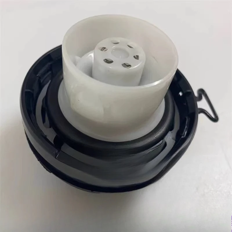 

Китайская абсолютно новая оригинальная крышка топливного бака для Toyota Prado 03-09 2700 4000 LC120, внутренняя крышка масляного бака