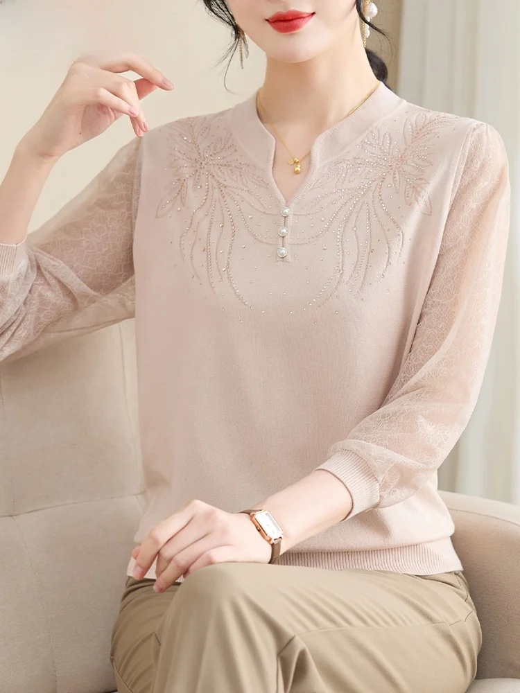 

Ele Knitted Base irt for Young Mothers Spring Autumn Faionable Svel mid Older Women's Knitwear V-Ne ort Sle