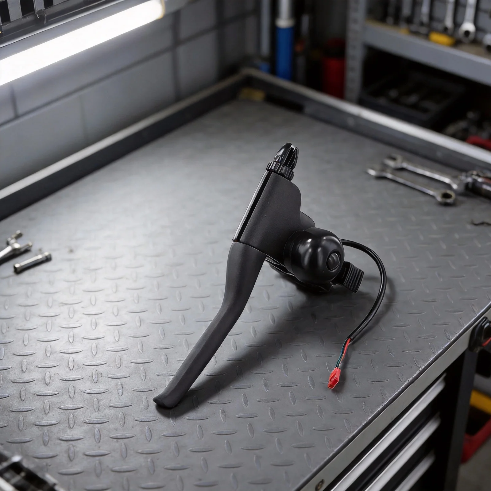 

Enhanced Performance Brake Lever Left Handle Black Brake Lever Wear Resistant Easy Installation Reliable Control