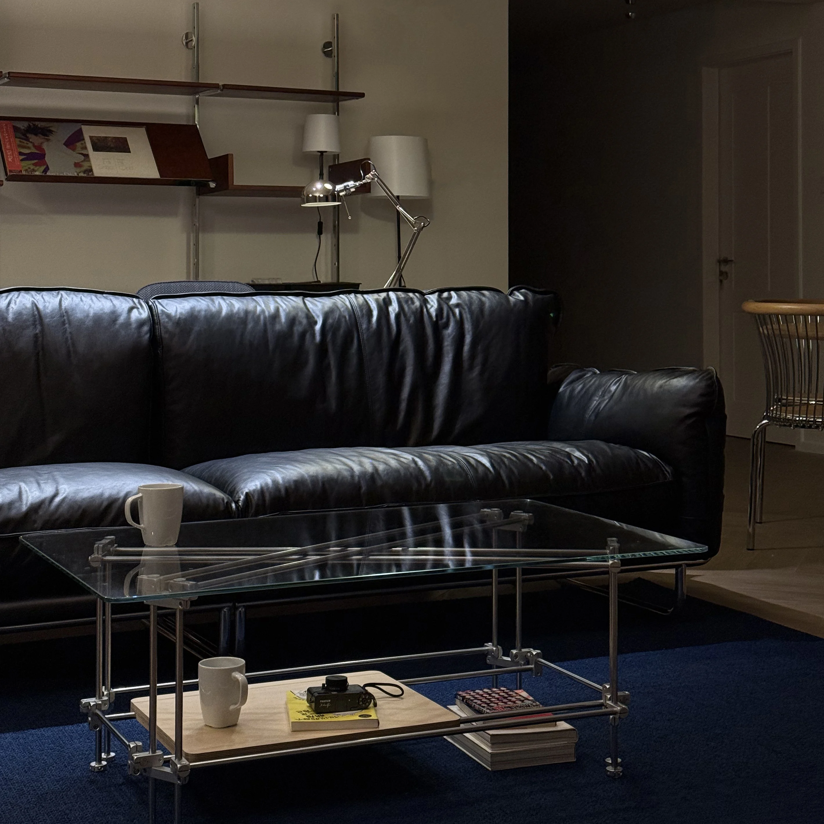 طاولة قهوة مربعة الشكل للتخزين بطبقة مزدوجة، منزلق خشب باوهاوس الأصلي، زجاج معدني من الفولاذ المقاوم للصدأ، بسيط للغاية