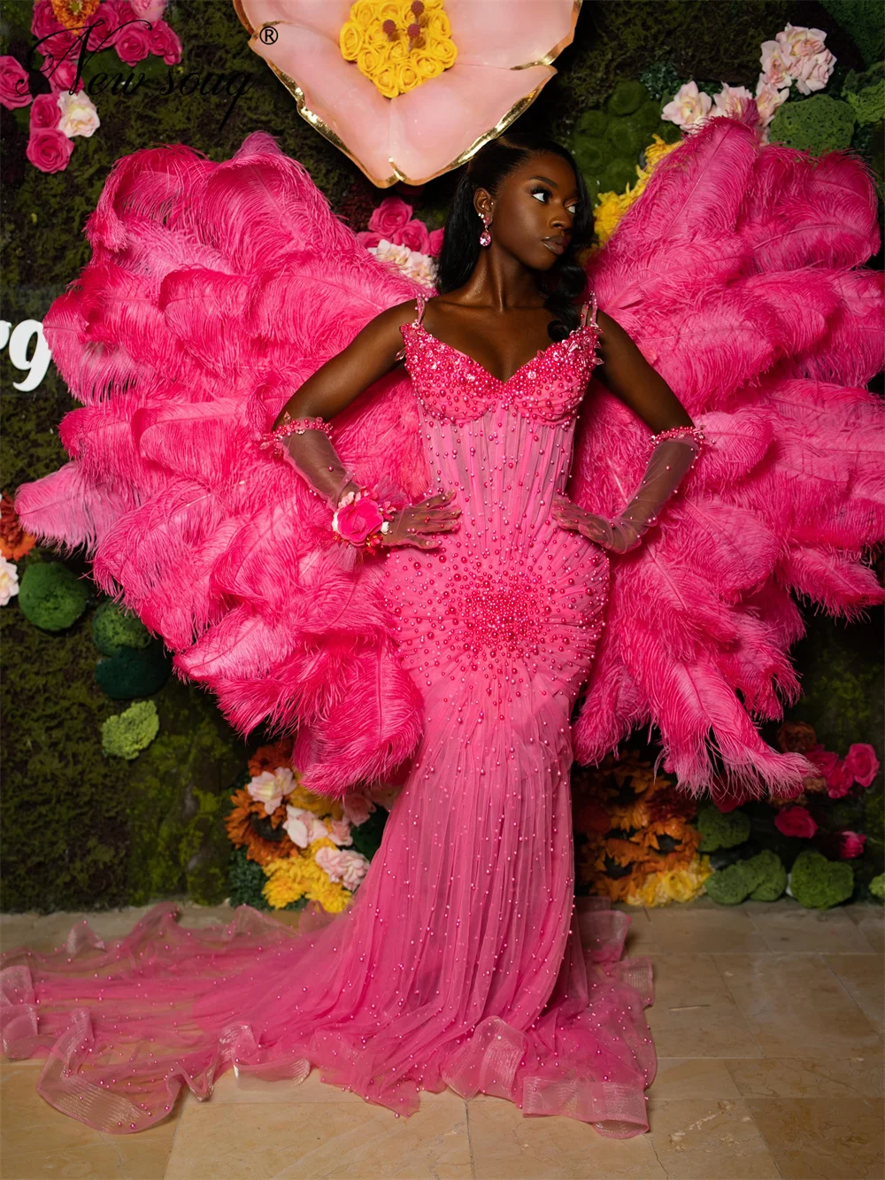 

Fuchsia Pearls Evening Dresses Elegant V Neck African Beaded Prom Dress Lace Up Wedding Party Gowns Customized Robes De Soirée