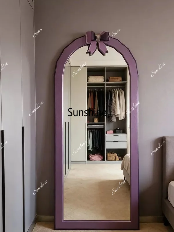 Arched full-length mirror against the wall Cloakroom Art entry mirror