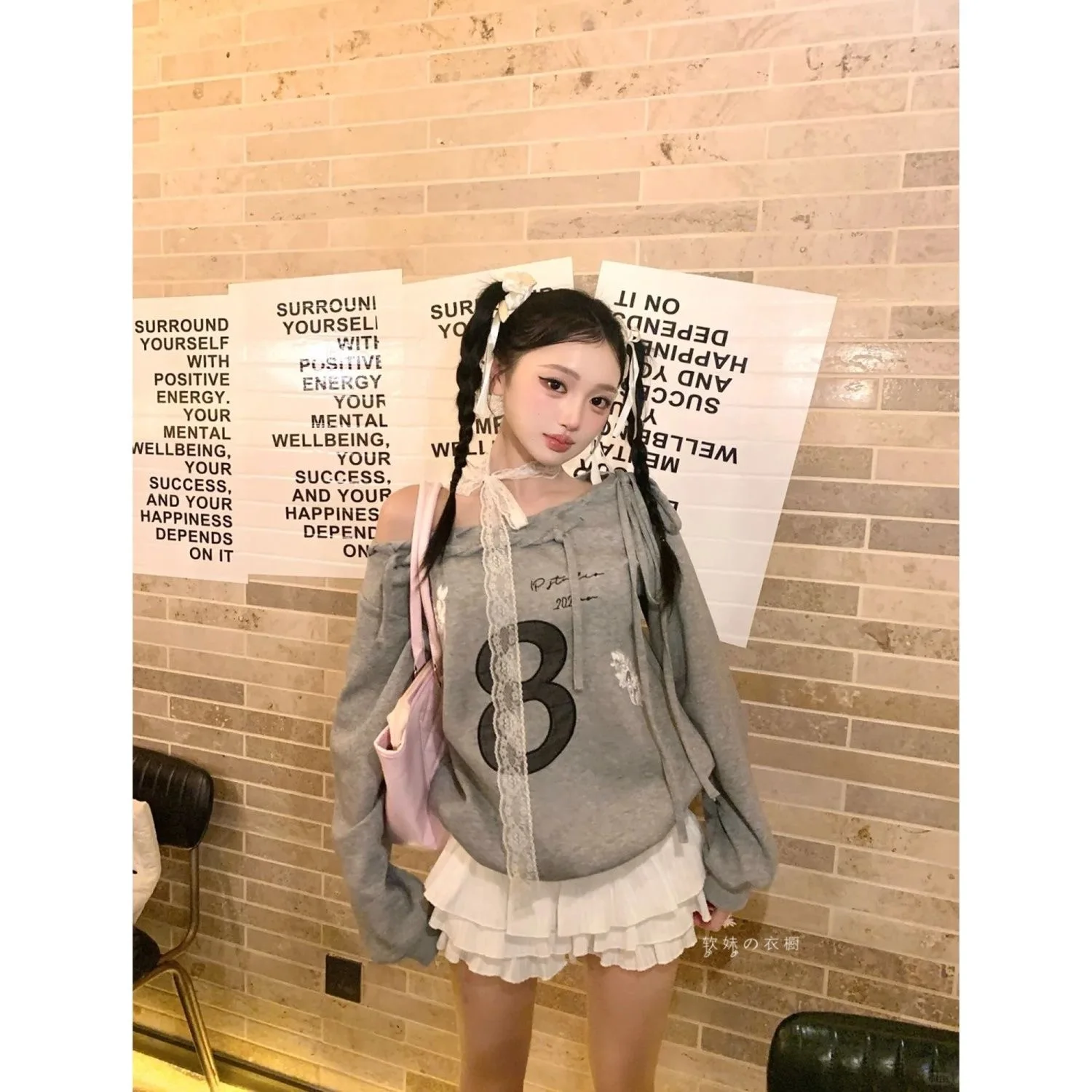 

Свитшот Kimotimo Spicy Girl с принтом и открытыми плечами на шнуровке, новинка 2026 года, свободный универсальный топ в корейском стиле Y2K, повседневное худи