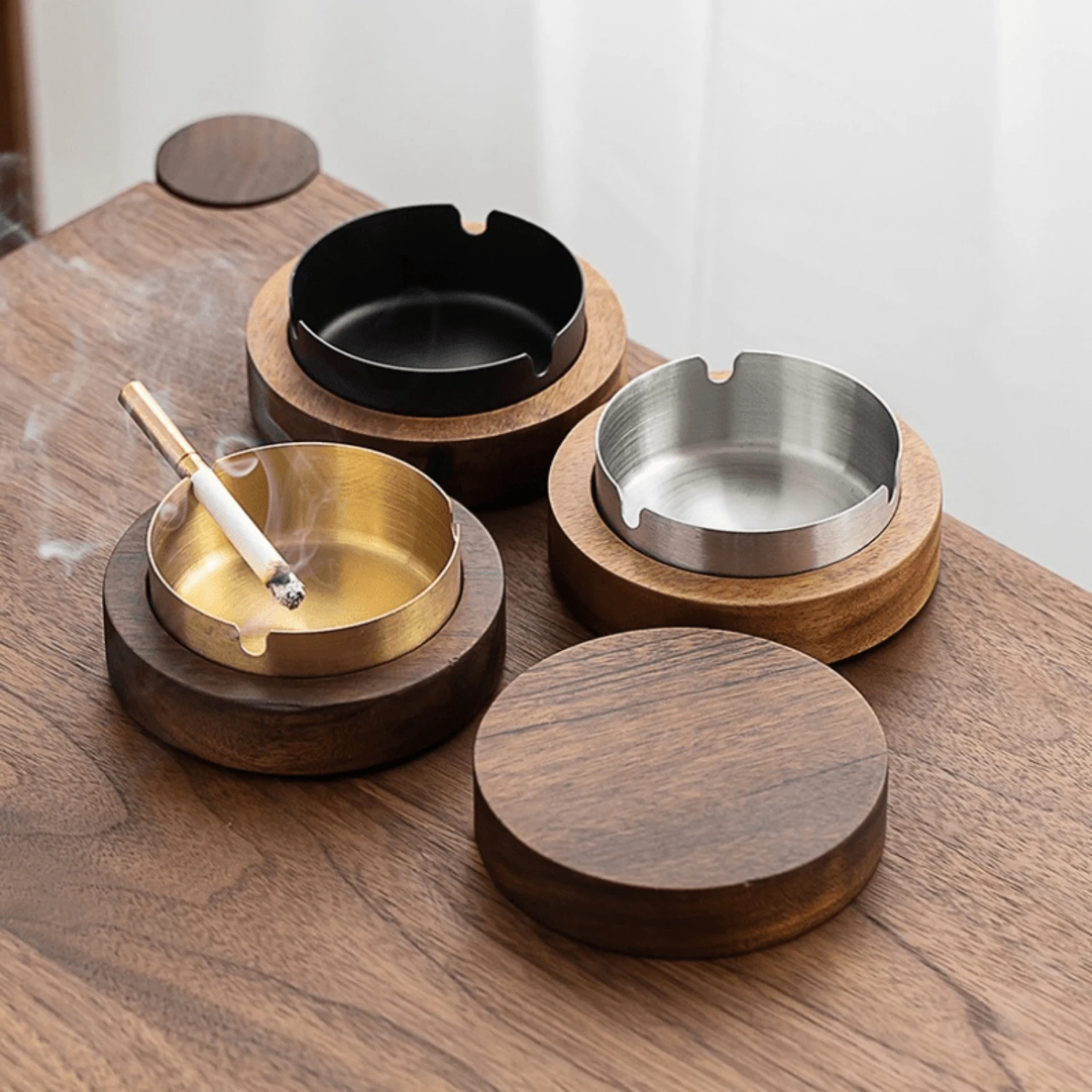 

Wood Ashtray With Lid, Anti-Fly & Anti-Drop Household Ashtray, Solid Wood with Stainless Steel Liner Ash trays Cigar holder