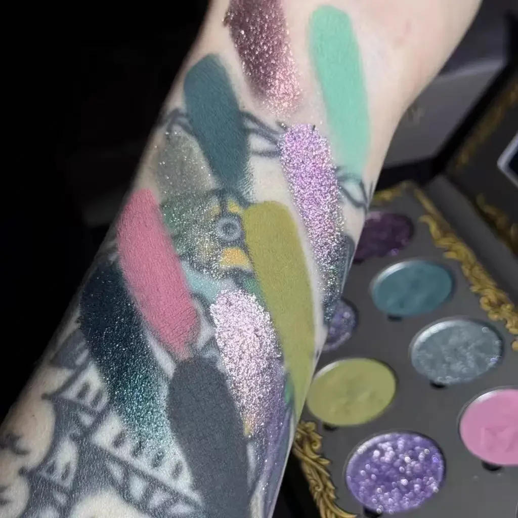 Shellwe Makeup Ombretto a 10 colori Tavolozza camaleonte Glitter Matte Shimmer Pearlscent Palette Cosmetici per trucco coreano a lunga durata