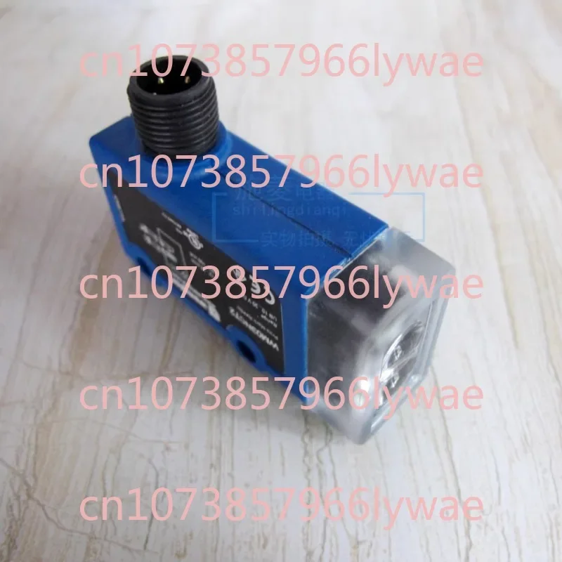 WM03NCT2 or WM03PCT2 Photoelectric Sensor