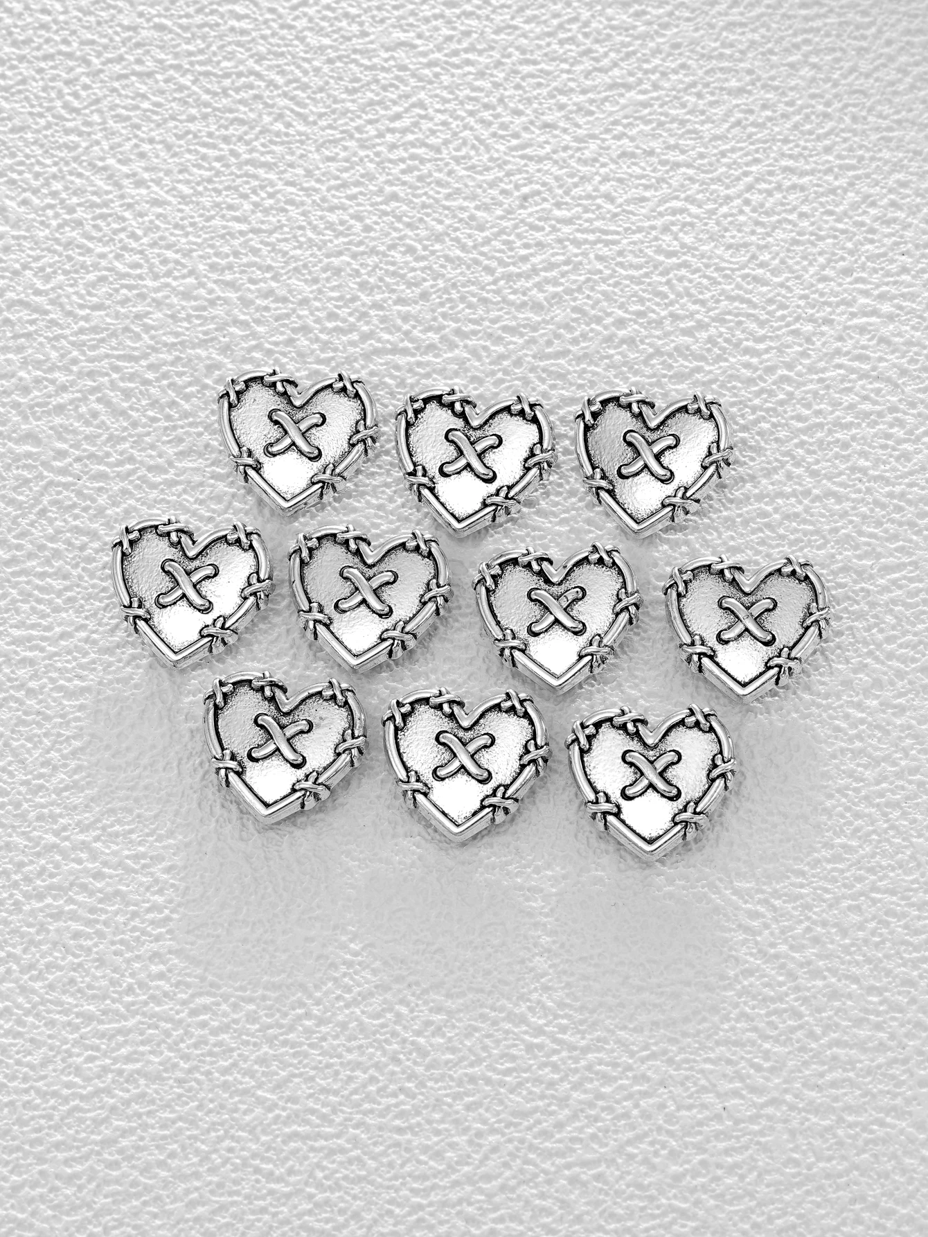 

10pcs/20pcs Heart-Shaped Chain Decorative Buttons Versatile Clothing Accessories Match All Types of Apparel