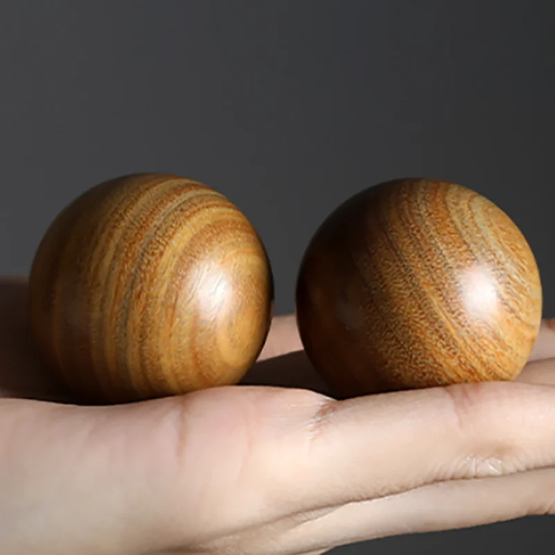 YZ285- Pair of green sandalwood health care hand exercise ball 5cm keep fit wooden Massage balls high quality