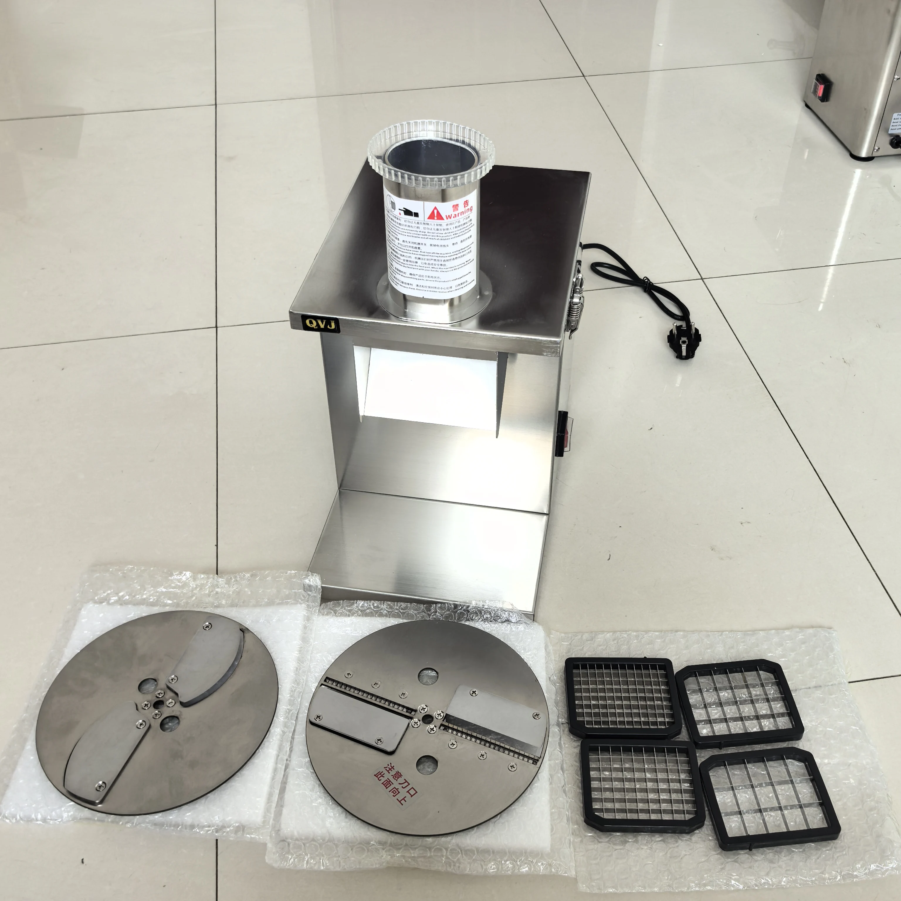 ماكينة تقطيع الخضروات الكهربائية متعددة الوظائف، ماكينة تقطيع البطاطس والجزر