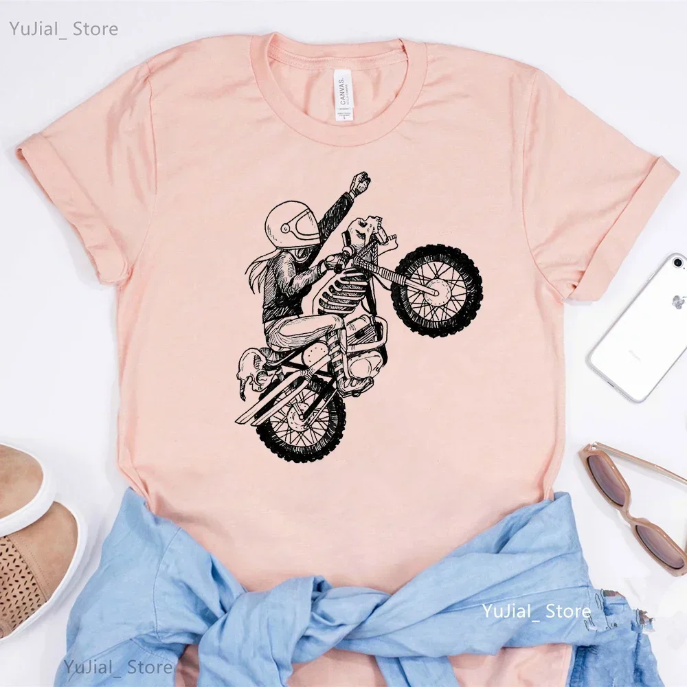 I'M A Simple Woman I Love Motorcycle And Wine Letter Print T-Shirt Women'S Clothing Watercolor Flowers Tshirt Femme Streetwear