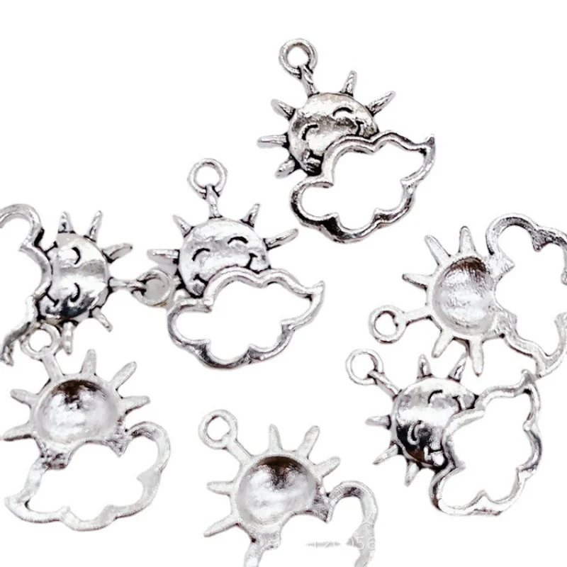 Factory Direct Sales 100Pieces 16*21mm Ornament Sun Clouds dCreative Necklace Earrings Clothing Bag Pendant
