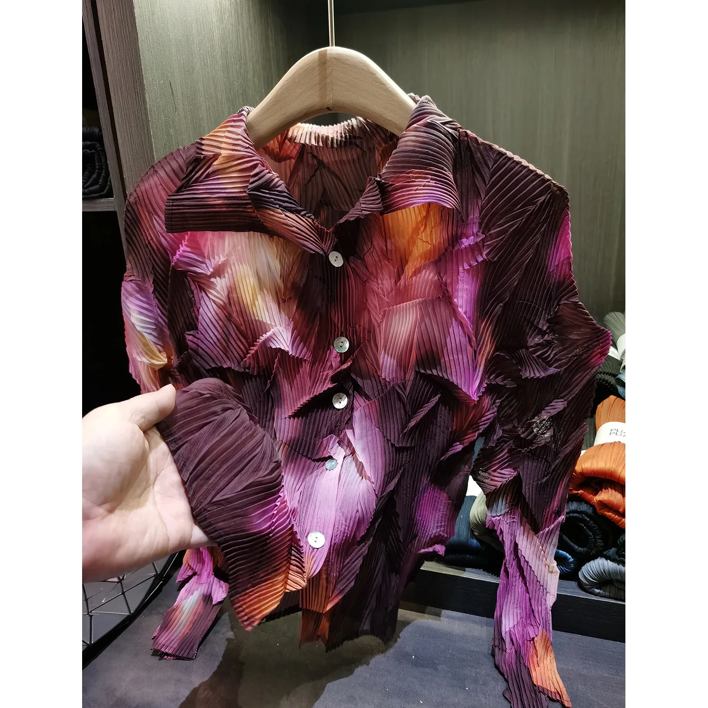 

2026, весенний топ с воротником на одной пуговице, градиентный цвет, винтажный топ с принтом, новая модная повседневная женская рубашка с длинными рукавами