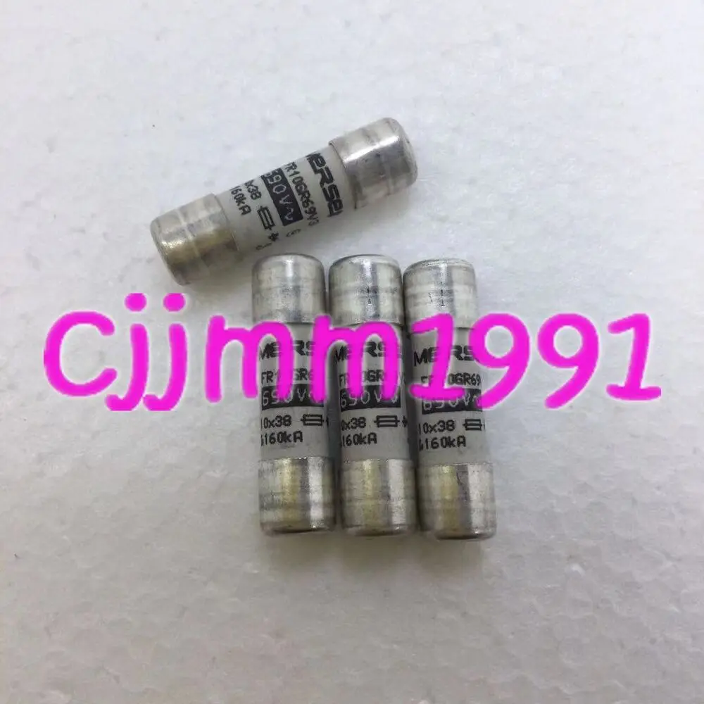 10PCs NEW MERSEN Fuse FR10GR69V30 30A