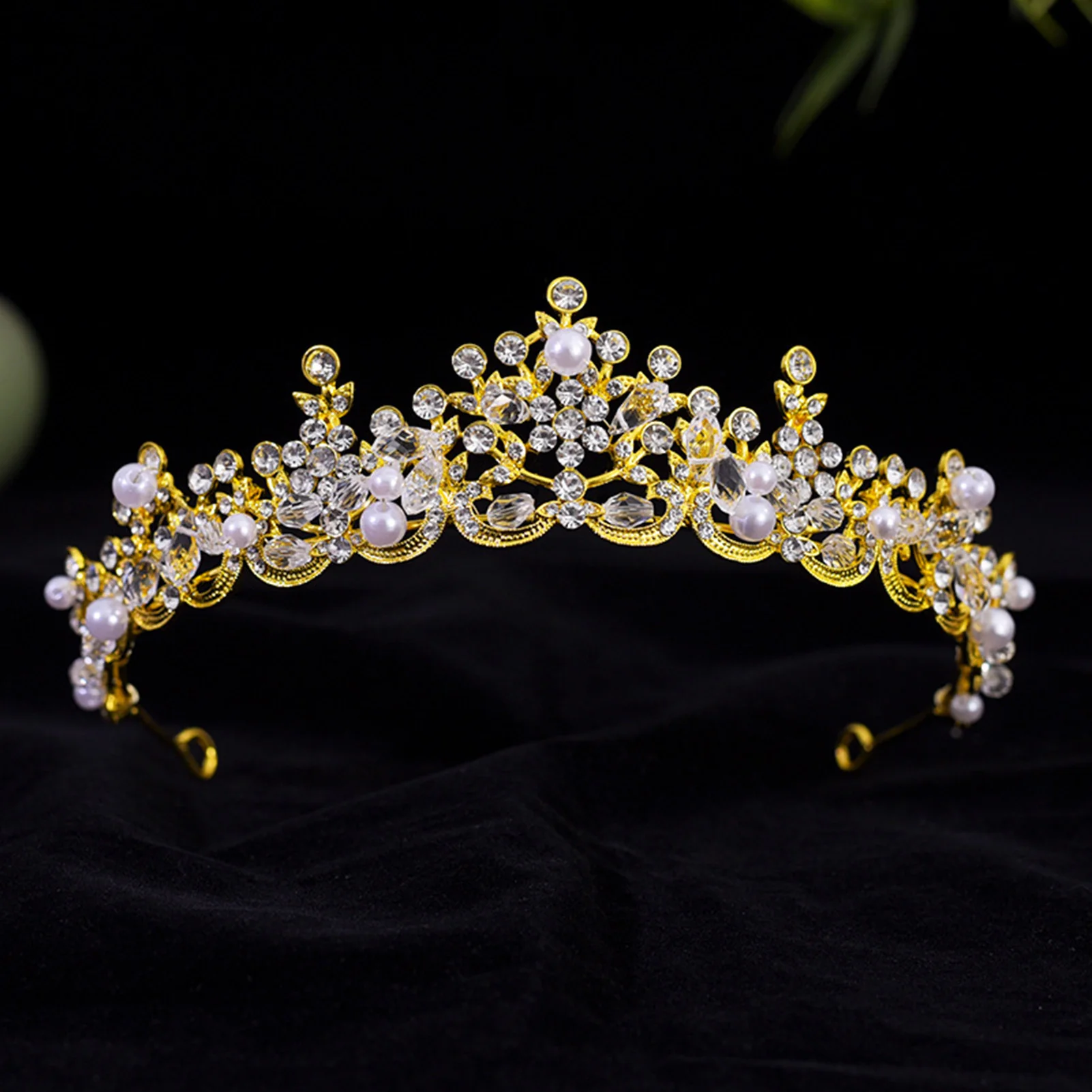 

Handmade Wedding Tiaras and Crowns Gold/Silver Color Alloy Headbands Shiny Rhinestone Decor Bridal Headdress Party Hair Jewelry