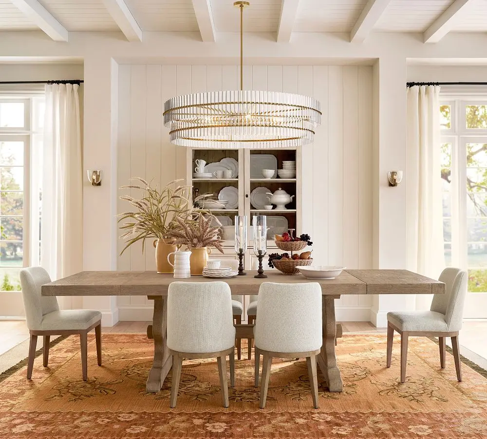 Indoor Living and Dining Room Popular Design Iron Crystal Blown Glass Chandelier Pendant with Roll Down Brass Finish