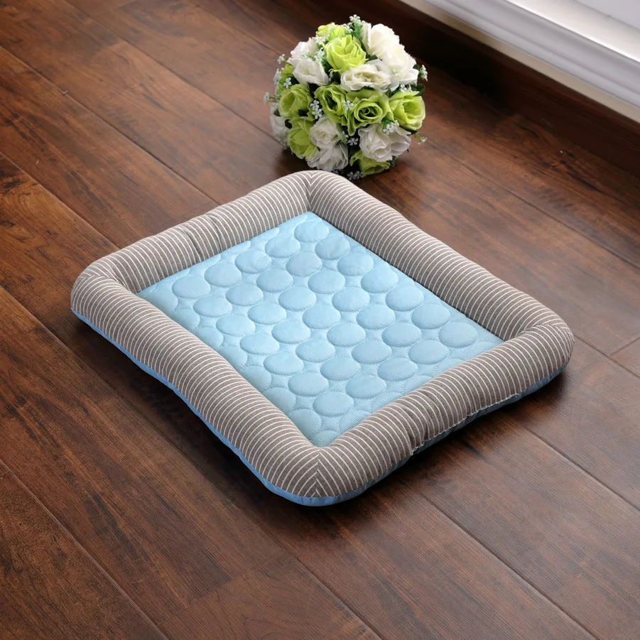 Cooling Pad Bed for Dogs Cats Puppy KittenCool Mat Pet Blanket lce Silk Material Soft forSummer Sleeping Pink Blue Breathable