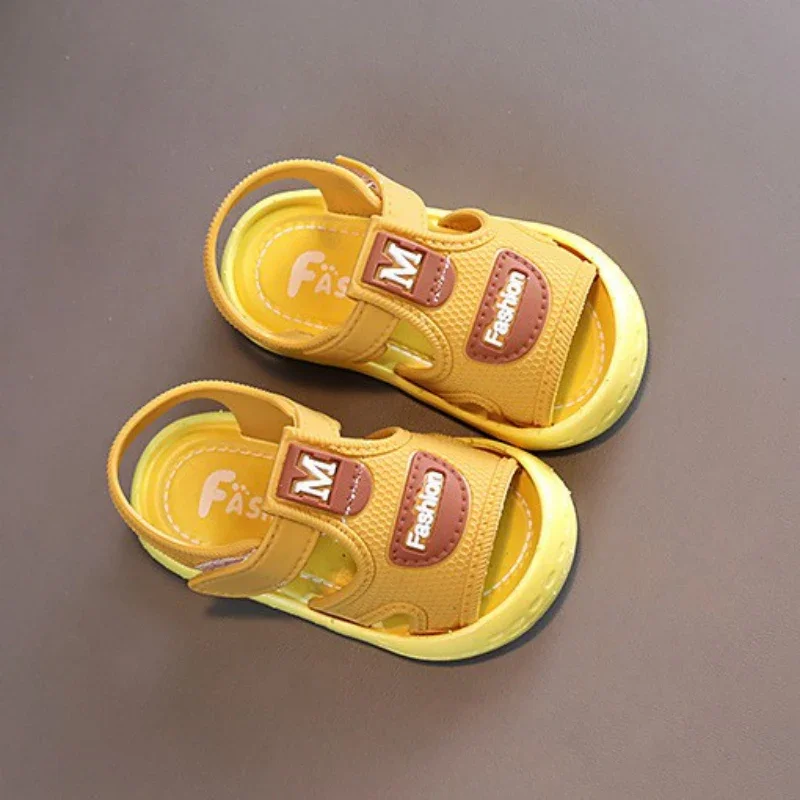 Sandalias antideslizantes de suela suave para bebés, zapatos de princesa bonitos, sandalias de playa informales para niños recién nacidos, moda de verano