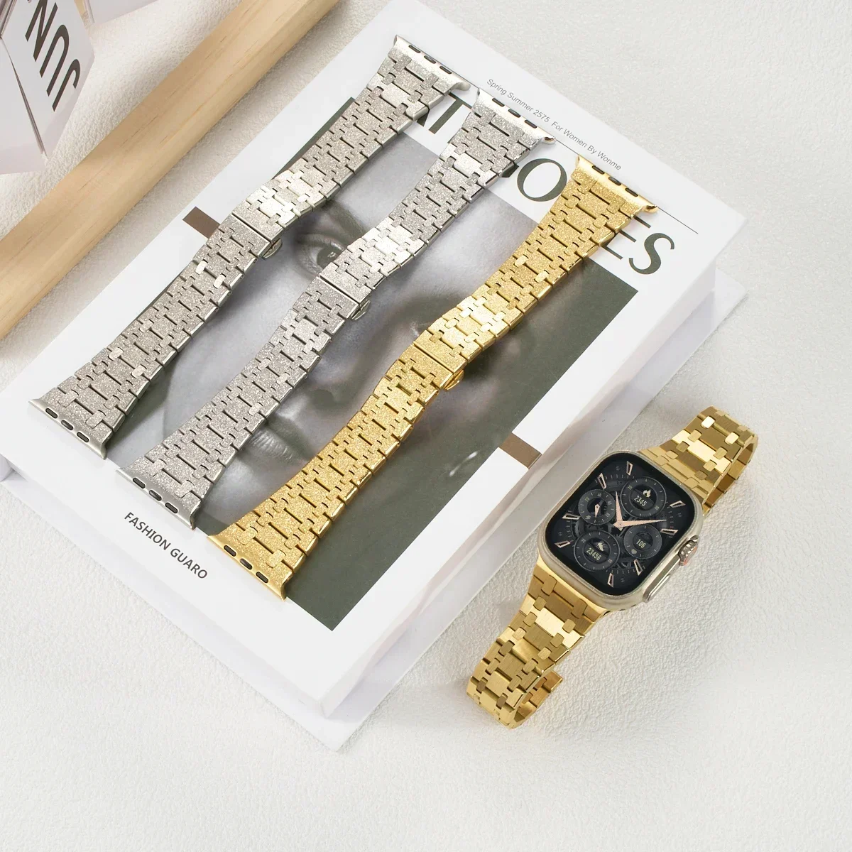 

Luxury Metal Strap for Apple Watch Band Ultra 2 49mm 46mm 45 44mm Shiny Bracelet IWatch 10 9 8 7 6 SE 5 series 3 2 1 42mm Correa