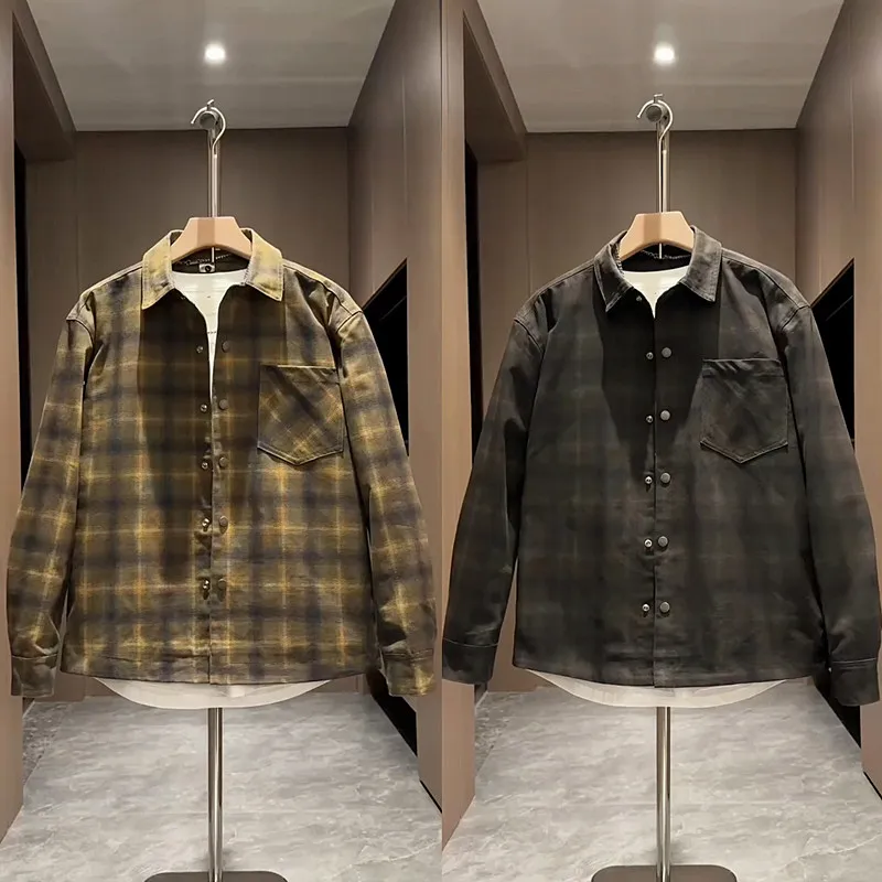 

Autumn Winter Loose Fit Plaid Color Blo Collar Men's irt Jaet Casual Sle Faion Trend Youth Denim Fabric Long Sl...