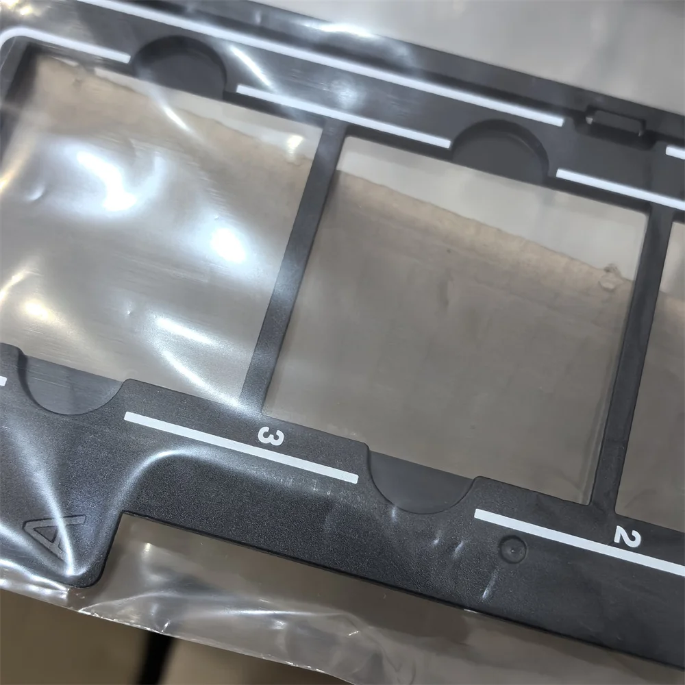 

1PC 1423040 Photo Holder Assy Film Slide 35mm Negative Holder & Cover Guide for Epson V500 V550 V600 4490 2450 3170 3200 4180