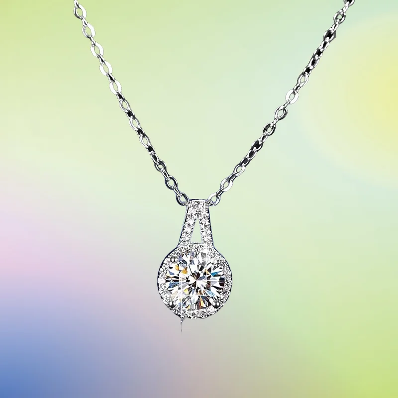 

New S925 Sterling Silver Pendant 1 Carat Mozzarella Diamond Necklace Women's Fashion V-shaped Round Bag Pendant Collarbone Chain