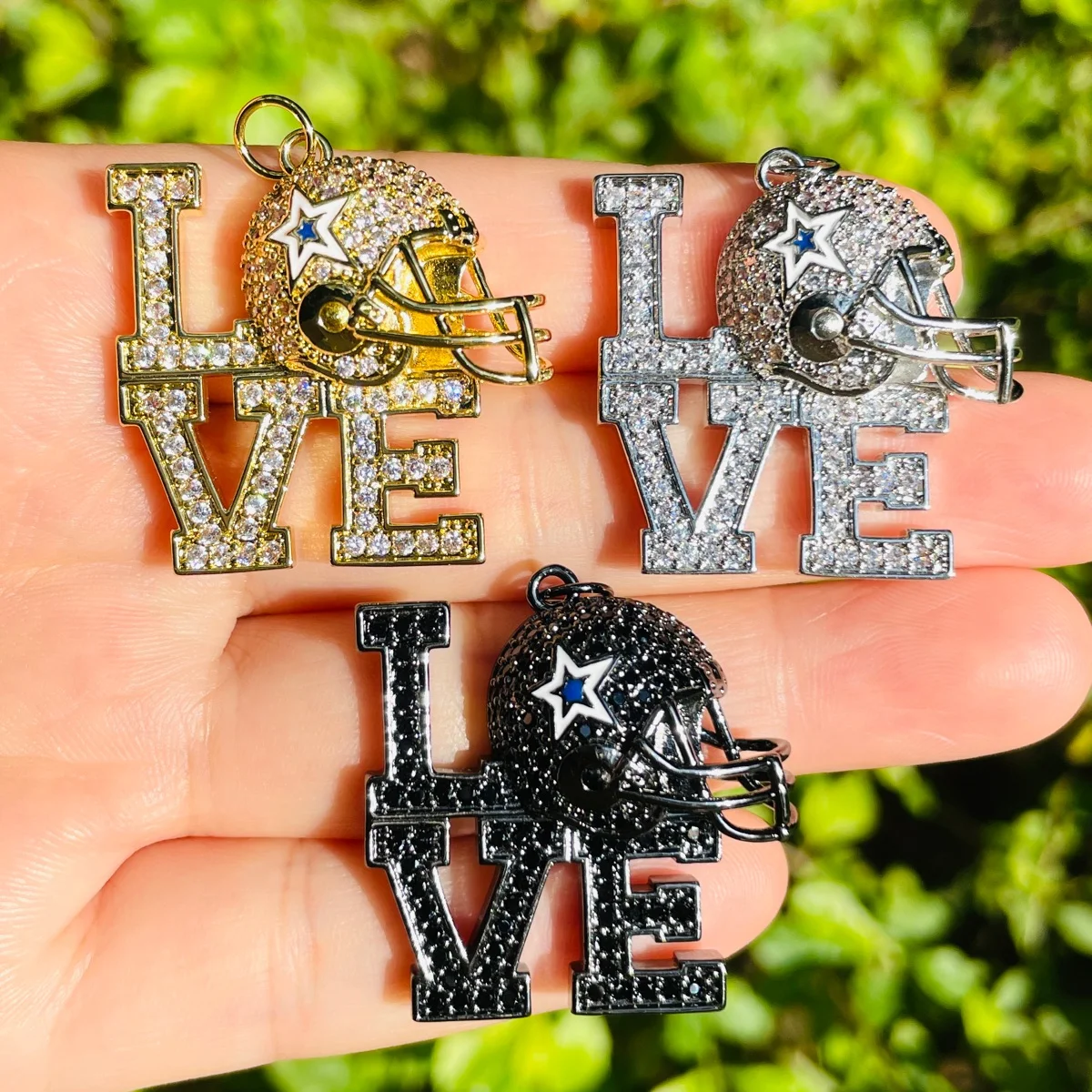 5pcs Love Word Helmet American Football Charms Gold-Plate Pendant for Women Bracelet Necklace Making Jewelry Accessory Wholesale