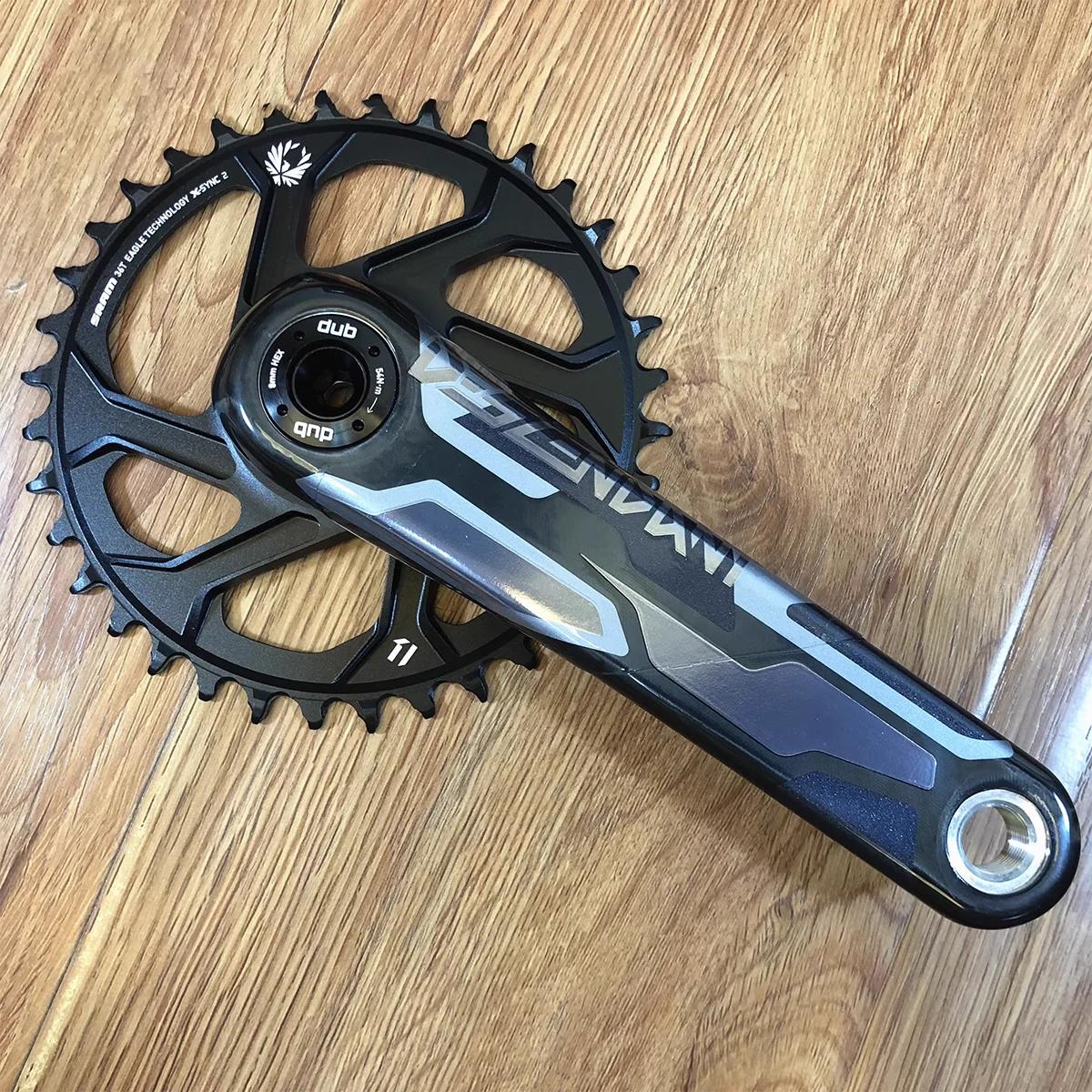 TRUVATIV DESCENDANT TLD CoLab DH Crankset DUB83 version available in 165mm or 170mm with 36t Direct Mount X-SYNC™2 CNC Chainring