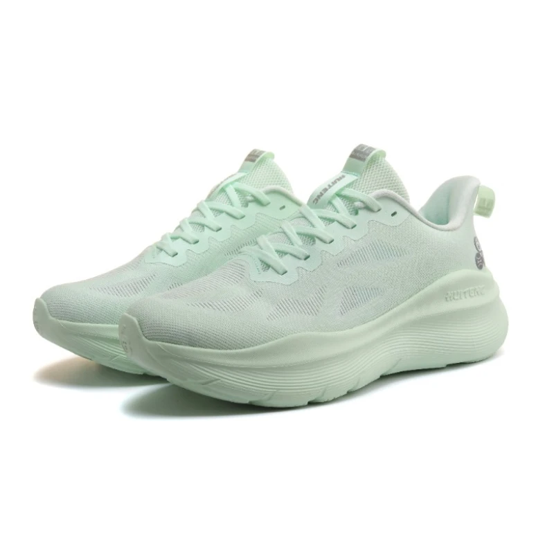 

The Same Casual Sports Shoes for Men and Women Non-slip Soles Soft Insoles Comfortable Shoes for Daily Commuting and Shopping