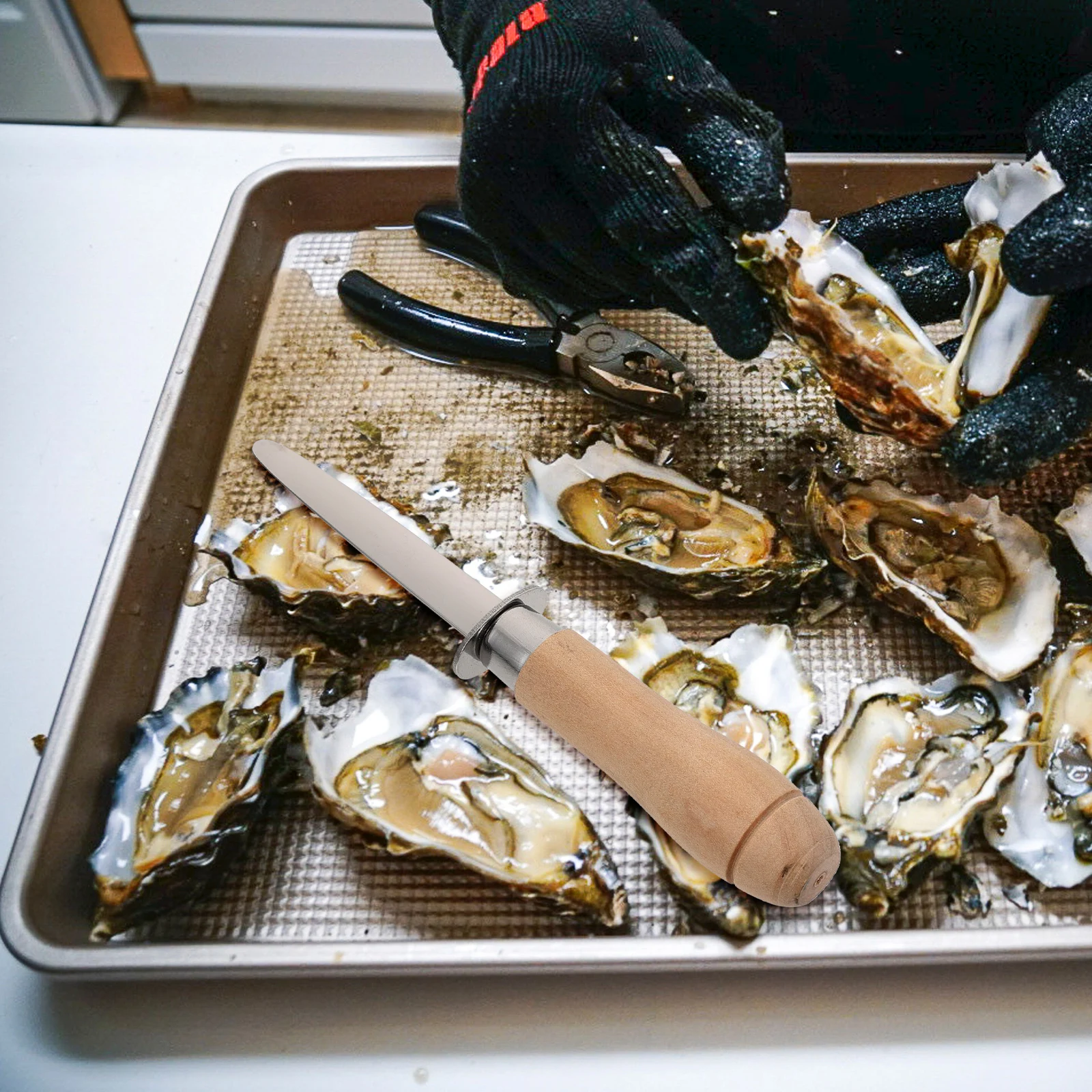 

1Pcs Oyster Opener Stainless Steel Strong Shucking Cutter Kitchen Accessory for Easy Shellfish Opening Clam Scallop Oyster