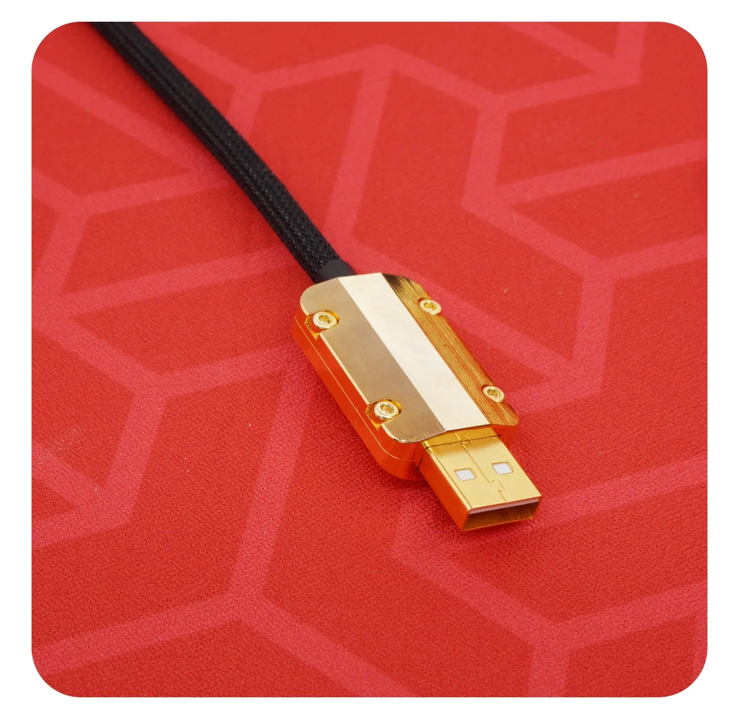 Linha de dados de teclado personalizado manual GeekCable Inserção de ar traseira hardware dourado tecido preto