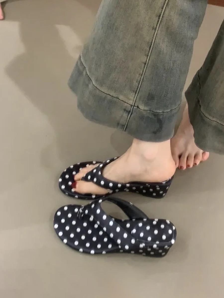 women's-leather-version-thick-heel-polka-dot-sandals-summer-vacation-beach-slippers-open-toe-cross-strap-slip-on-shoes