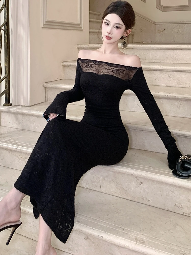 2025 Abito lungo sexy con scollo a barchetta in pizzo patchwork nero Abito da donna elegante di lusso Abito da sera vintage coreano autunno inverno