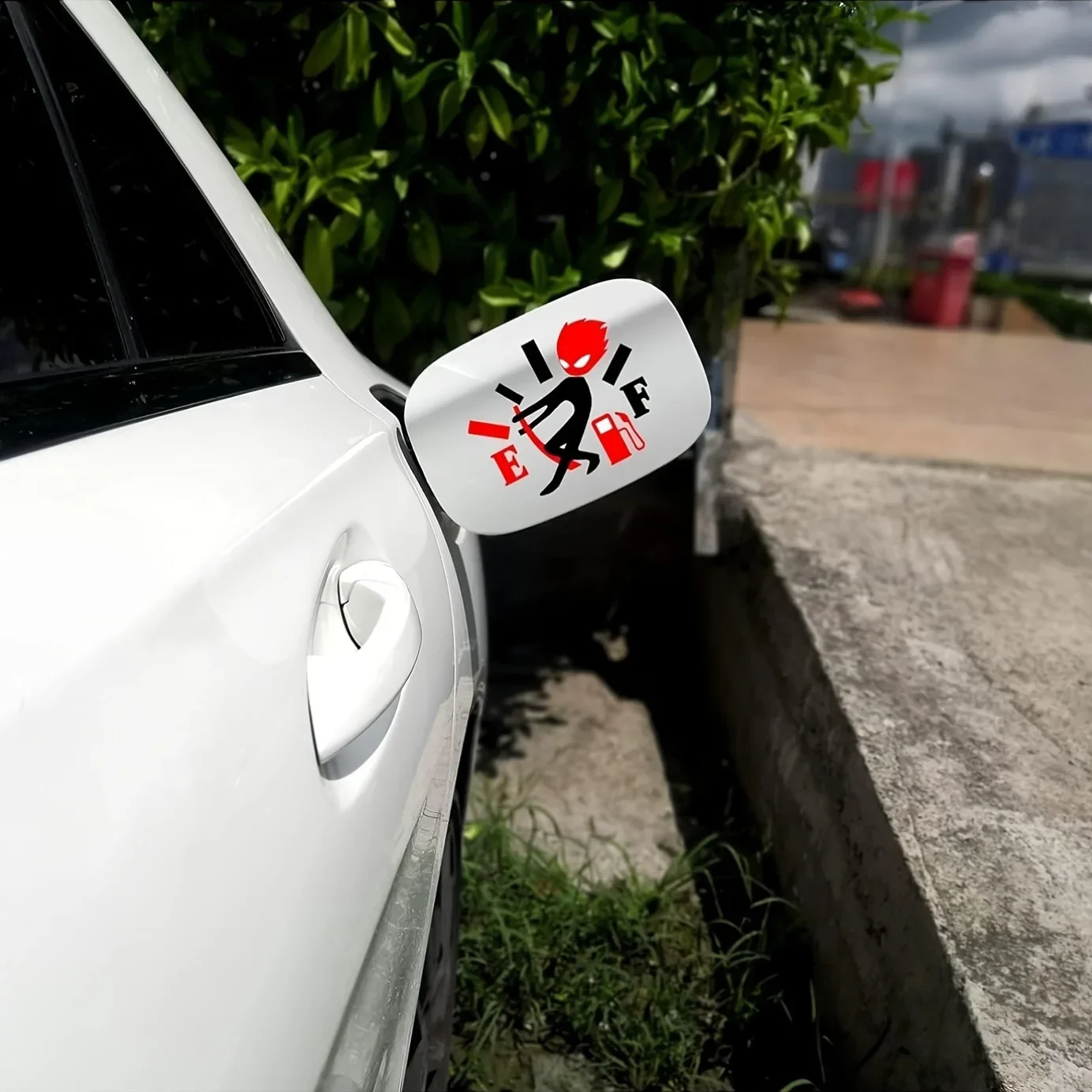 1 шт. модная наклейка в юмористическом стиле-наклейка с мультяшным логотипом указателя уровня топлива для внешнего Стайлинга авто/мото