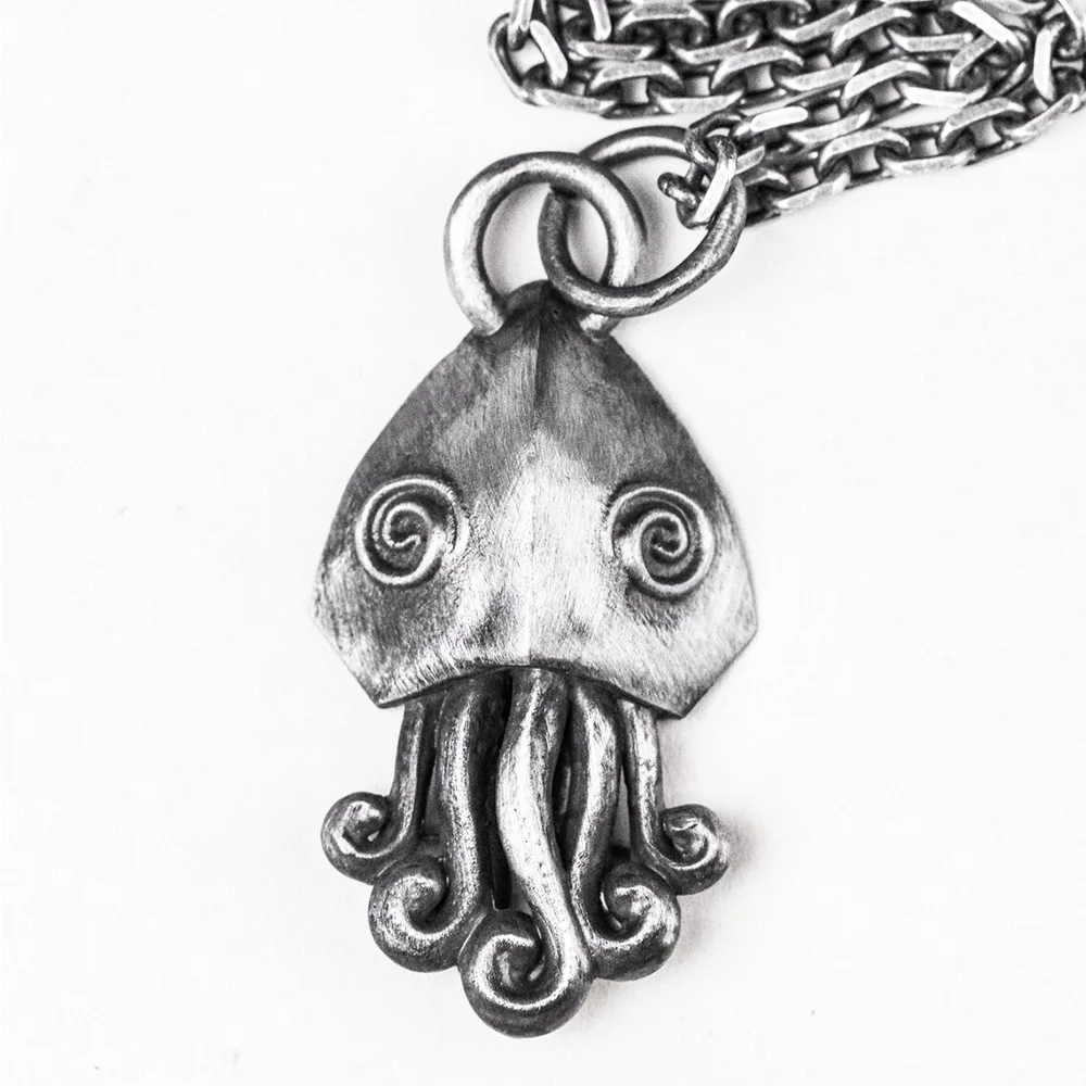 Euramerican Cthulhu Myth Octopus Sea Monster Pendant Men Stainless Steel Necklace Punk Style Hip-hop Jewelry Halloween Necklace