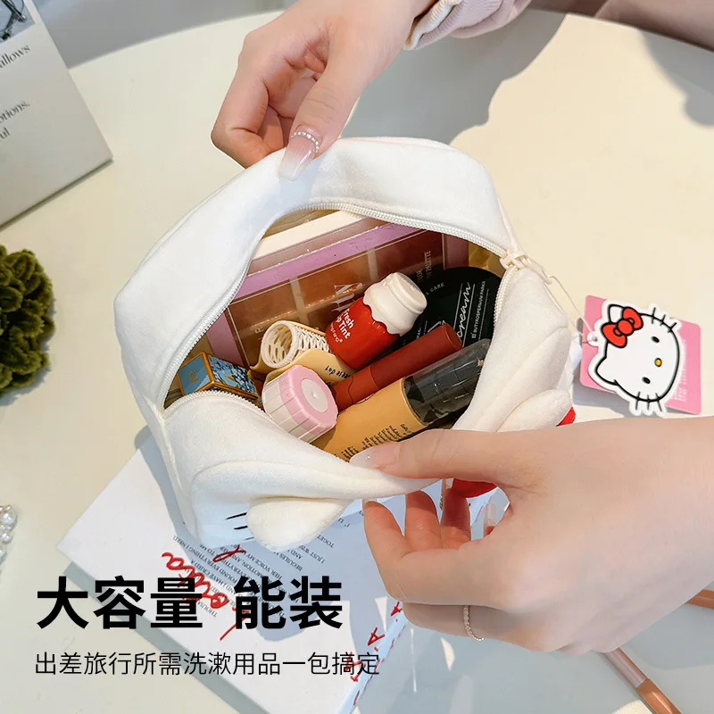 Рисунок 2 - Sanrio Super Cute KT Cat Pen Bag